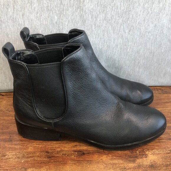 Cole Haan Women's Size‎ 8 B Chelsea Bootie Black Leather Ankle Boots - Picture 1 of 11